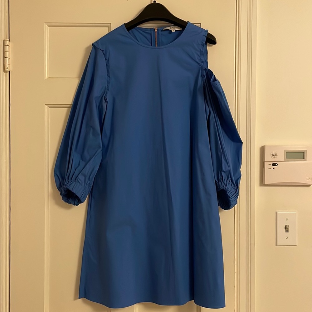 Tibi size 2 blue dress with cut out shoulder